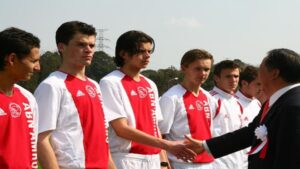 Marco Neuvel over zijn blessureverleden: ‘Je bent aan je lot overgelaten’